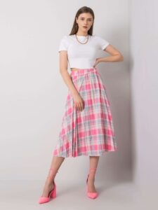 Pink pleated skirt with