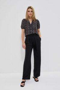 Wide trousers with high