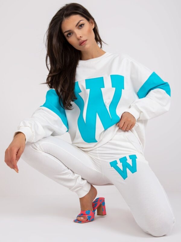 White and blue sweatshirt set