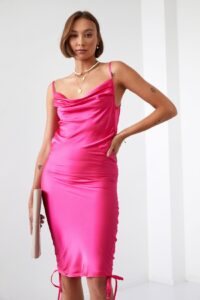 Fitted pink dress with