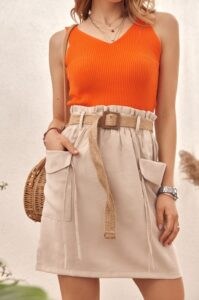 Beige skirt with puffed