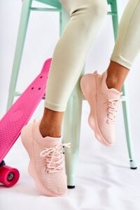 Slip-on women's sports shoes