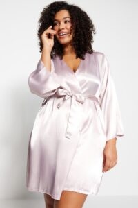 Trendyol Curve Dressing Gown -