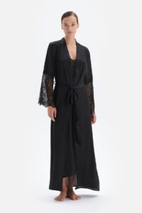 Dagi Dressing Gown - Black