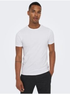 Set of two men's basic T-shirts in white