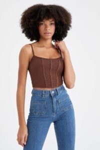 DEFACTO Fitted Strappy Crop