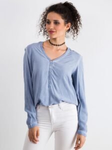 Loose blouse in viscose