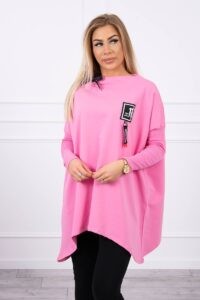 Oversize sweatshirt with asymmetrical sides of