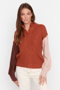 Trendyol Sweater - Brown -