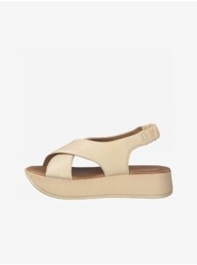 Apricot leather sandals on the Tamaris