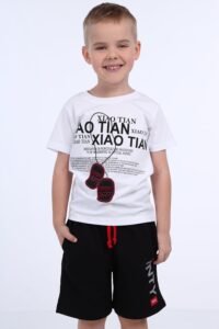 Boys' T-shirt with white