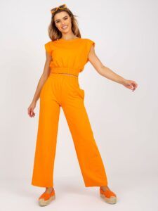 Basic orange sleeveless blouse