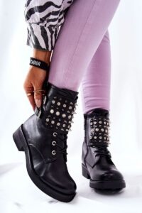 Shoes with studs black
