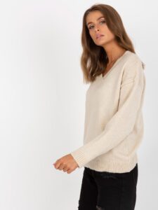 Beige knitted classic sweater