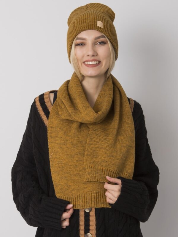 Knitted mustard set for the