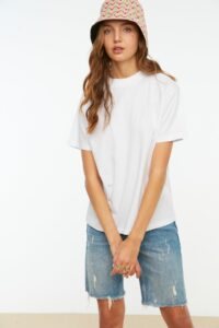 Trendyol T-Shirt - White -