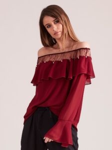 Chestnut blouse in Spanish style