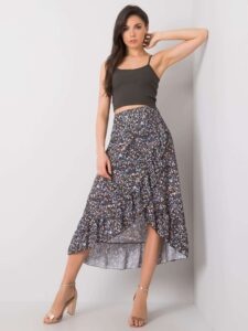 Black skirt with floral