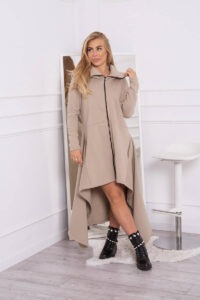 Insulated dress with long sides