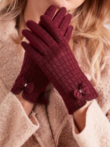 Checkered women's gloves in