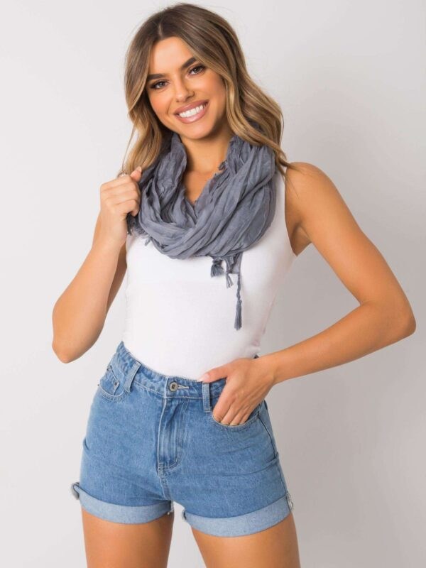 Lady's gray scarf with