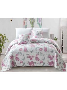 Edoti Quilted bedspread with roses