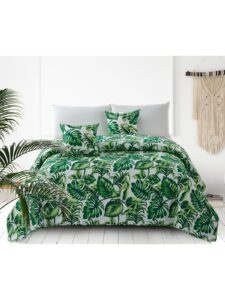 Edoti Quilted bedspread in the