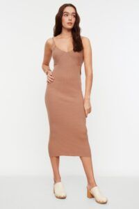 Trendyol Mink Cut Out Detailed