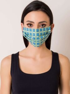 Protective mask with geometric