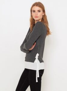 Grey sweater with shirt insert