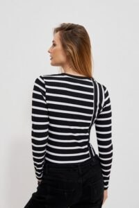 Fitted striped blouse