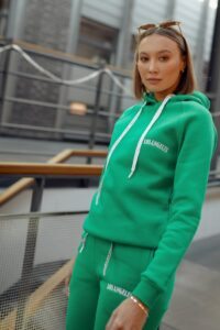 Warm women's tracksuit with "Los
