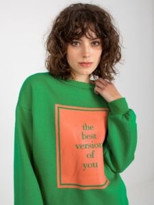 Green oversize sweatshirt with