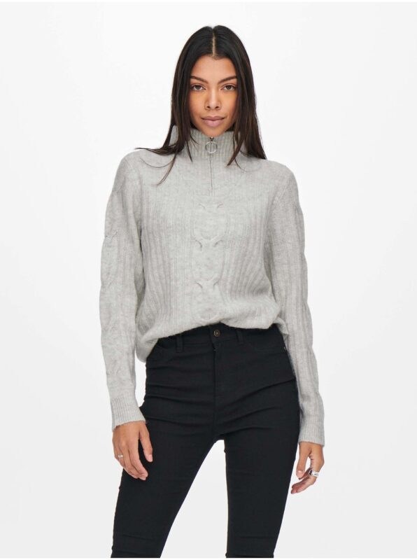 Light grey ribbed sweater with collar