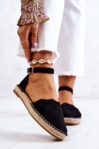 Women's espadrilles with clasp