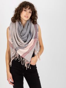 Women's winter scarf with fringe