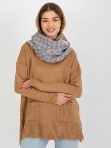 Women's winter tunnel scarf with