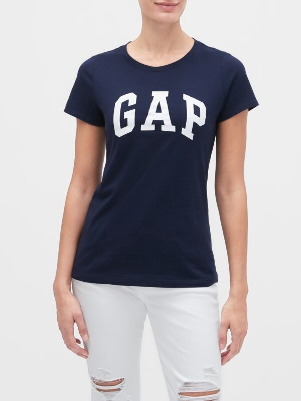 GAP T-shirts with logo