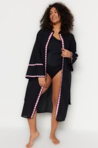 Trendyol Curve Plus Size Kimono & Kaftan
