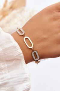 bracelet with oval pendants